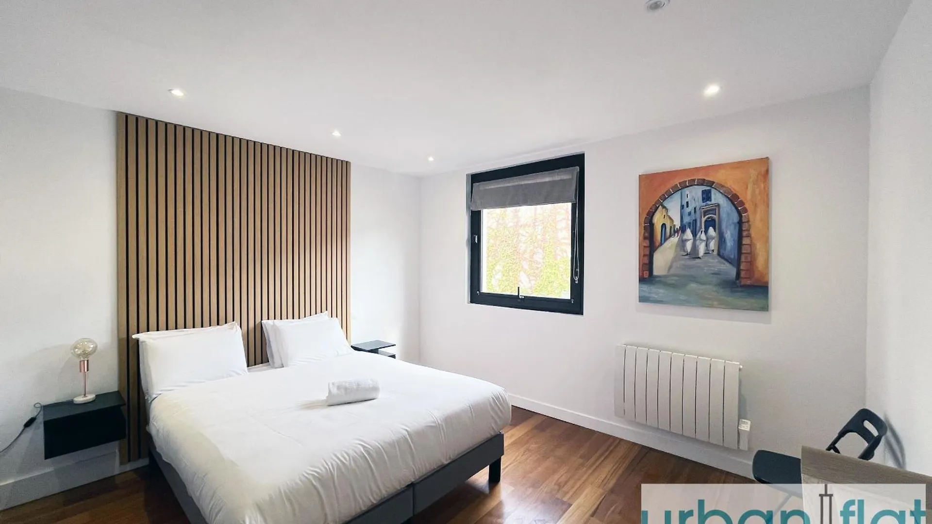 Urban Flat 168 - Spacious 1-Bedroom Apartment In Paris