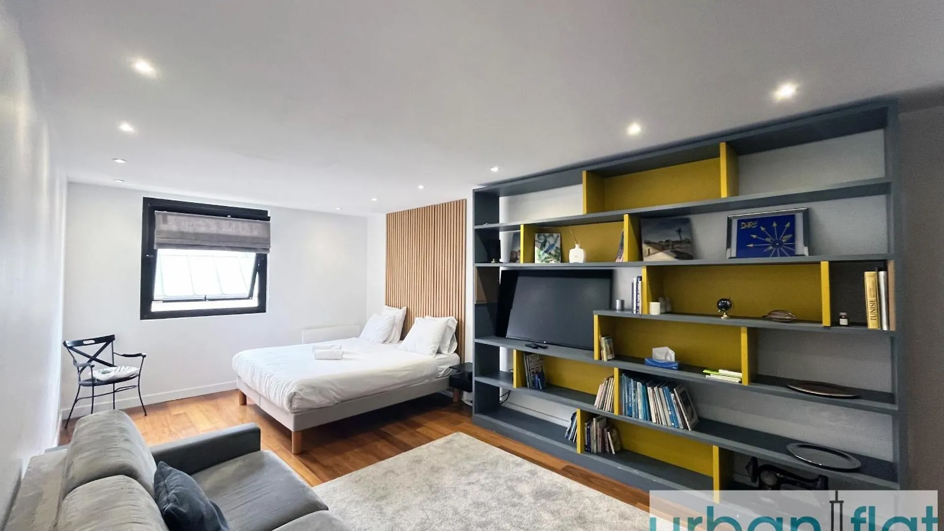 Urban Flat 168 - Spacious 1-Bedroom Apartment In Paris